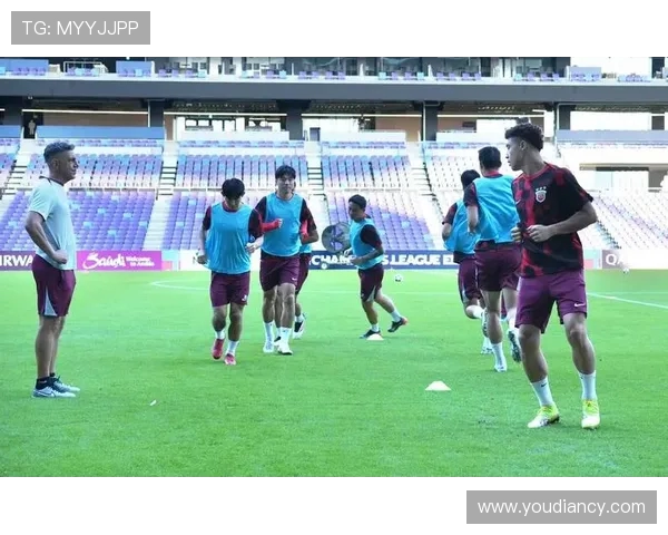 亚冠彩经:广岛大胜上海海港 成都迎来历史首场胜利 亚冠彩经:广岛大胜上海海港 成都迎来历史首场胜利